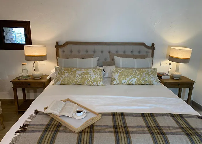 Hotel Rural Santui